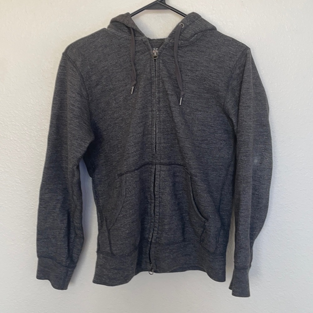 ZIP UP HOODIE/JACKET SIZE SMALL